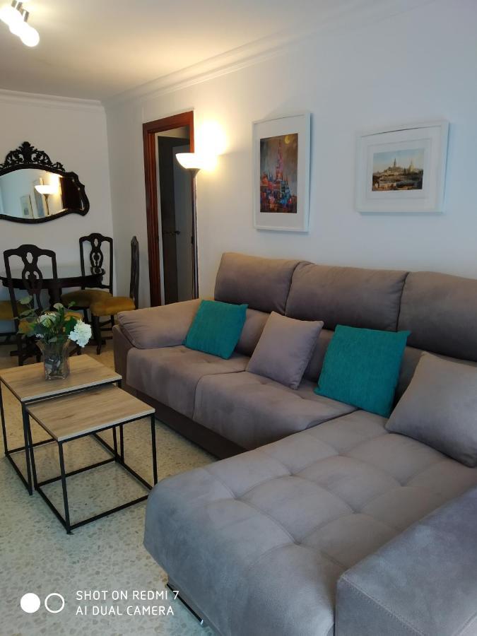 Luminoso Y Amplio Apartamento Sevilha Exterior foto